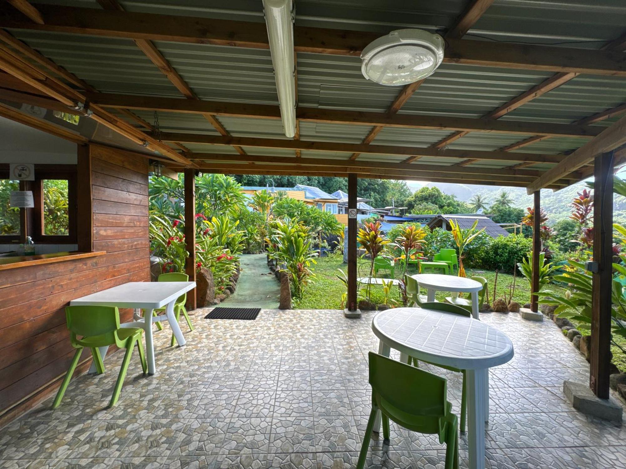 Fare Arana Moorea Guesthouse Atiha Kültér fotó