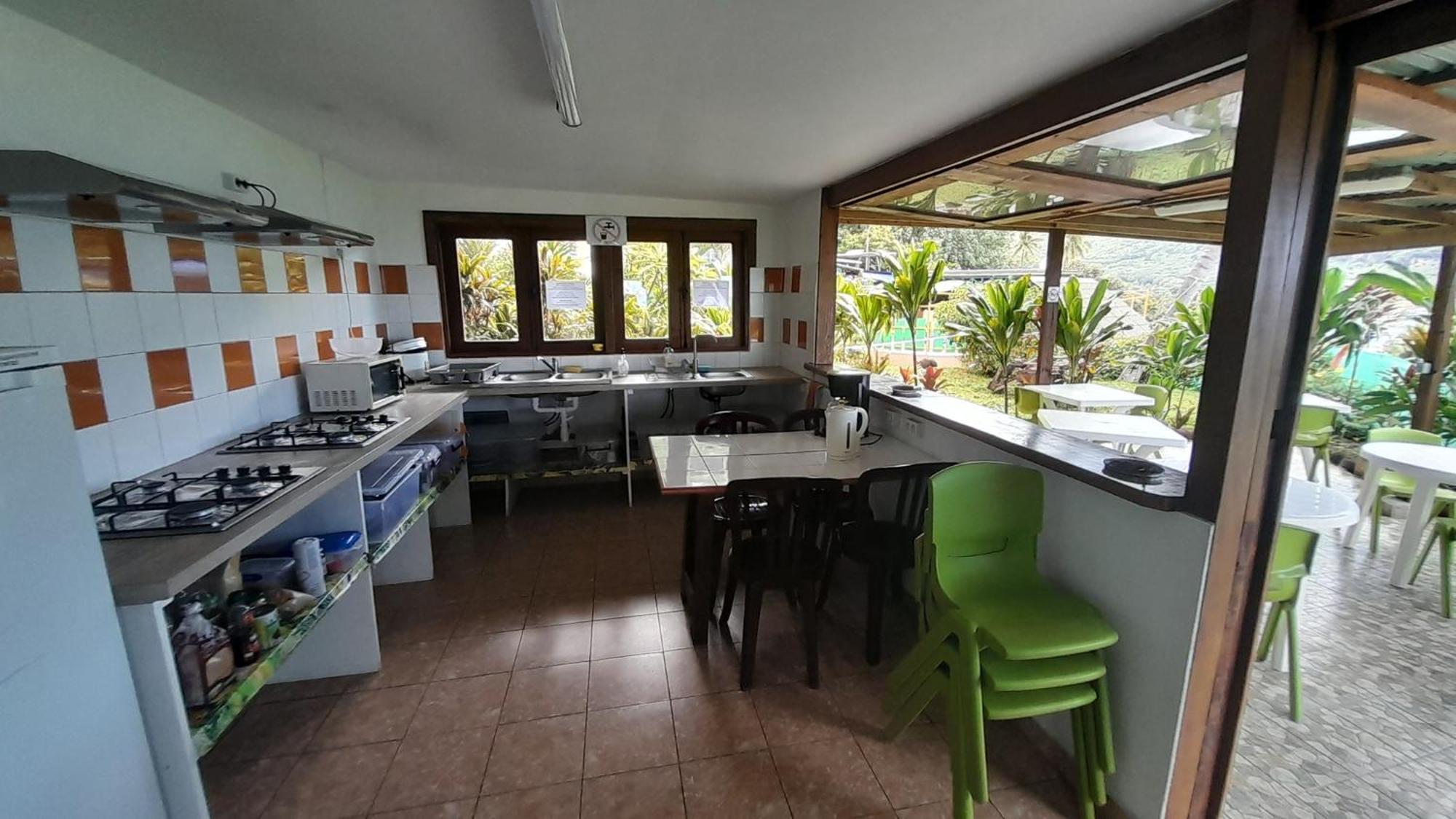 Fare Arana Moorea Guesthouse Atiha Kültér fotó