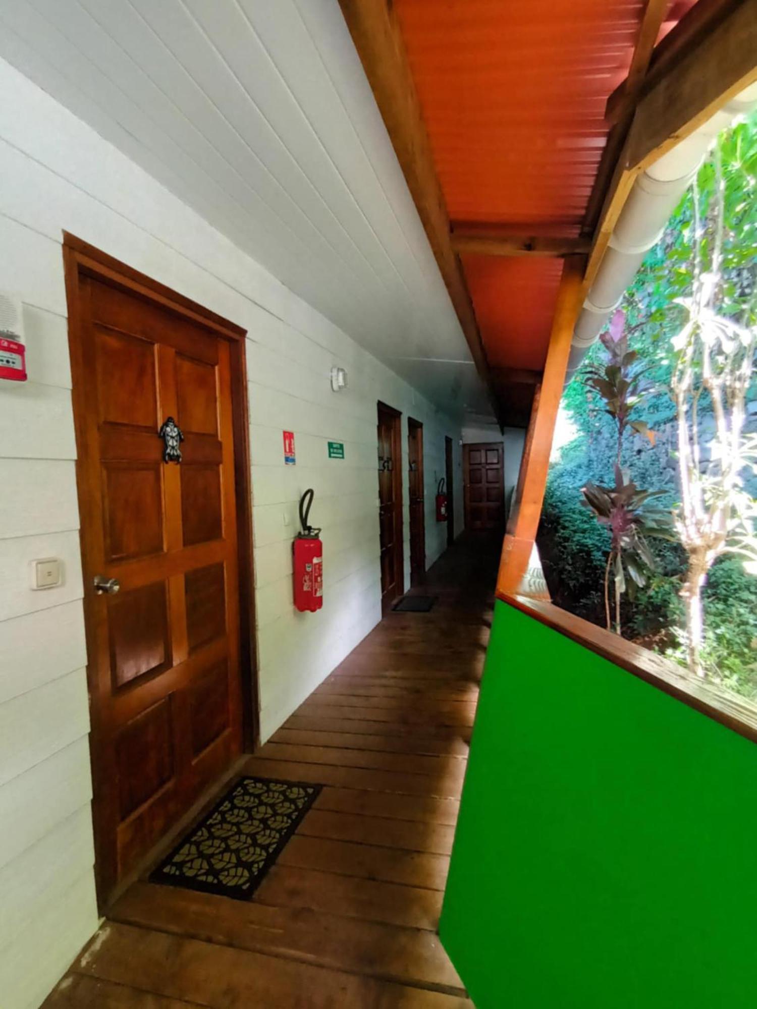 Fare Arana Moorea Guesthouse Atiha Kültér fotó